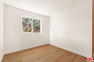 Single Family Residence, 5910 Mammoth ave, Sherman Oaks, CA 91401 - 11