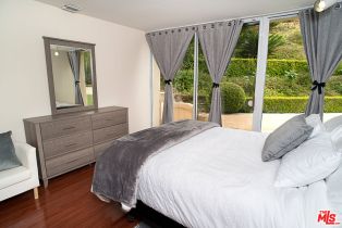 Single Family Residence, 3835 SAPPHIRE dr, Encino, CA 91436 - 20