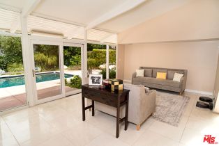 Single Family Residence, 3835 SAPPHIRE dr, Encino, CA 91436 - 5