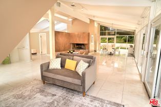 Single Family Residence, 3835 SAPPHIRE dr, Encino, CA 91436 - 4