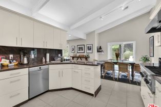 Single Family Residence, 3835 SAPPHIRE dr, Encino, CA 91436 - 57