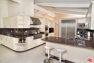 Single Family Residence, 3835 SAPPHIRE dr, Encino, CA 91436 - 8