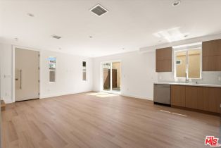 Single Family Residence, 5910 Mammoth ave, Sherman Oaks, CA 91401 - 6