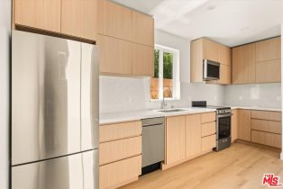 Single Family Residence, 5912 Mammoth ave, Sherman Oaks, CA 91401 - 6