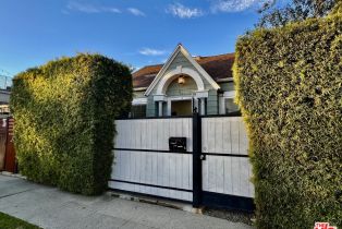 , 421 Grand blvd, Venice, CA 90291 - 5