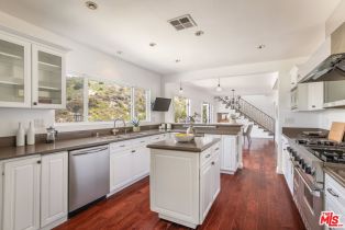 Single Family Residence, 3530 Coy dr, Sherman Oaks, CA 91423 - 5