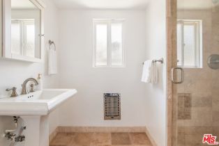 Single Family Residence, 3530 Coy dr, Sherman Oaks, CA 91423 - 16