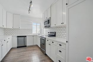 , 930 3rd st, Santa Monica, CA 90403 - 15