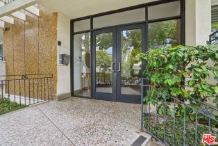 , 930 3rd st, Santa Monica, CA 90403 - 3