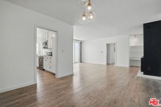 , 930 3rd st, Santa Monica, CA 90403 - 14