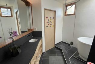 Single Family Residence, 3121 Frederick st, Santa Monica, CA 90405 - 21