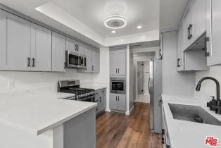 Condominium, 5310 Zelzah ave, Encino, CA 91316 - 5