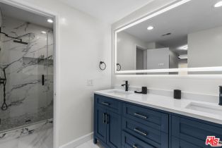 Condominium, 5310 Zelzah ave, Encino, CA 91316 - 9