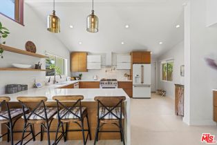 , 23023 Gainford st, Woodland Hills, CA 91364 - 7