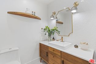 , 23023 Gainford st, Woodland Hills, CA 91364 - 19