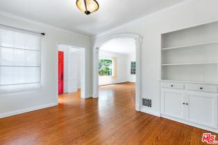 Single Family Residence, 1131 Harvard st, Santa Monica, CA 90403 - 5