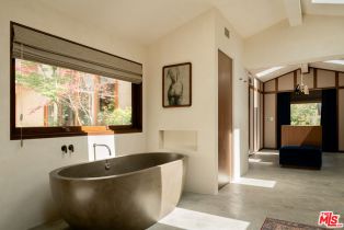 Single Family Residence, 415 Mesa rd, Santa Monica, CA 90402 - 17