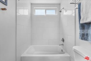 Condominium, 1311 Manhattan Beach blvd, Manhattan Beach, CA 90266 - 18