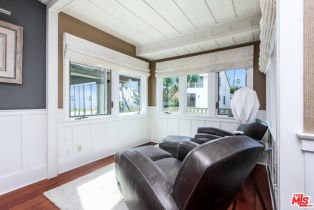 Single Family Residence, 124 HART ave, Santa Monica, CA 90405 - 3