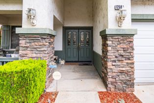 Single Family Residence, 12590 Mango ln, Riverside, CA 92503 - 4