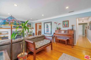 , 10724 Garfield ave, Culver City, CA 90230 - 8