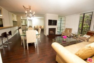 , 10966 Rochester ave, Westwood, CA 90024 - 3