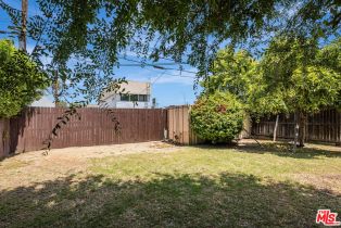 Single Family Residence, 22125 Costanso st, Woodland Hills, CA 91364 - 39