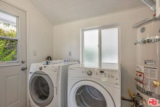 Single Family Residence, 22125 Costanso st, Woodland Hills, CA 91364 - 32