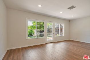 Single Family Residence, 22125 Costanso st, Woodland Hills, CA 91364 - 13