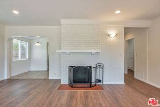 Single Family Residence, 22125 Costanso st, Woodland Hills, CA 91364 - 11