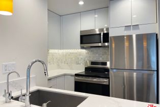 , 1440 Veteran ave, Westwood, CA 90024 - 7