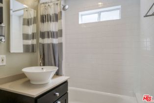 Residential Income, 2404 Ocean Park blvd, Santa Monica, CA 90405 - 17