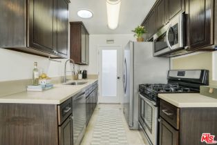 Residential Income, 2402 Ocean Park blvd, Santa Monica, CA 90405 - 7