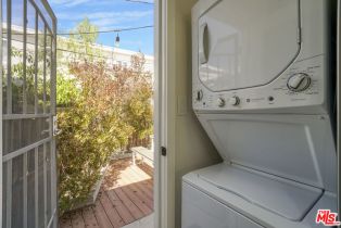 Residential Income, 2402 Ocean Park blvd, Santa Monica, CA 90405 - 15