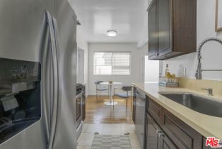 Residential Income, 2402 Ocean Park blvd, Santa Monica, CA 90405 - 17