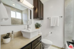 Residential Income, 2402 Ocean Park blvd, Santa Monica, CA 90405 - 13