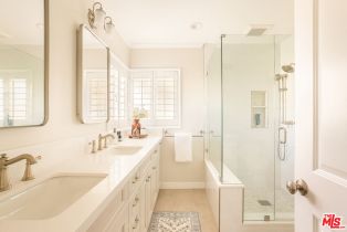 Single Family Residence, 678 Loring ave, Westwood, CA 90024 - 19