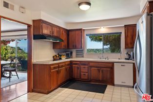 Single Family Residence, 16840 Oak View dr, Encino, CA 91436 - 35