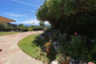 Single Family Residence, 16840 Oak View dr, Encino, CA 91436 - 5