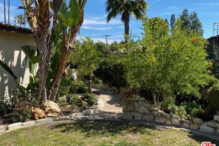 Single Family Residence, 16840 Oak View dr, Encino, CA 91436 - 16