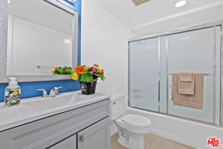 Condominium, 1527 9th st, Santa Monica, CA 90401 - 14