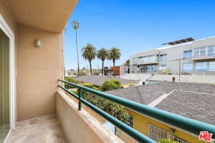 Condominium, 1527 9th st, Santa Monica, CA 90401 - 13