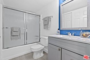 Condominium, 1527 9th st, Santa Monica, CA 90401 - 18