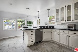 Single Family Residence, 13324 Valley Vista blvd, Sherman Oaks, CA 91423 - 20