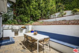 Single Family Residence, 13324 Valley Vista blvd, Sherman Oaks, CA 91423 - 44