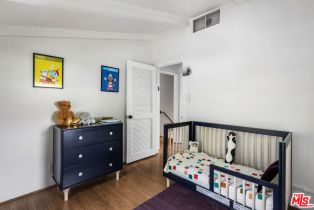 Single Family Residence, 13324 Valley Vista blvd, Sherman Oaks, CA 91423 - 41