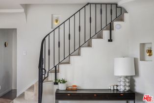 Single Family Residence, 13324 Valley Vista blvd, Sherman Oaks, CA 91423 - 13