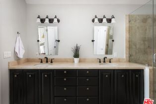 Single Family Residence, 13324 Valley Vista blvd, Sherman Oaks, CA 91423 - 30