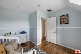 Single Family Residence, 13324 Valley Vista blvd, Sherman Oaks, CA 91423 - 39