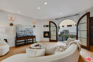 Condominium, 1253 17th st, Santa Monica, CA 90404 - 5